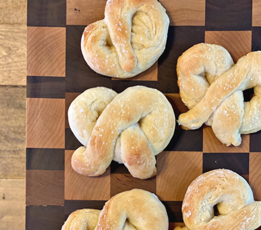 sourdough discard pretzels-farmer Mandi's way