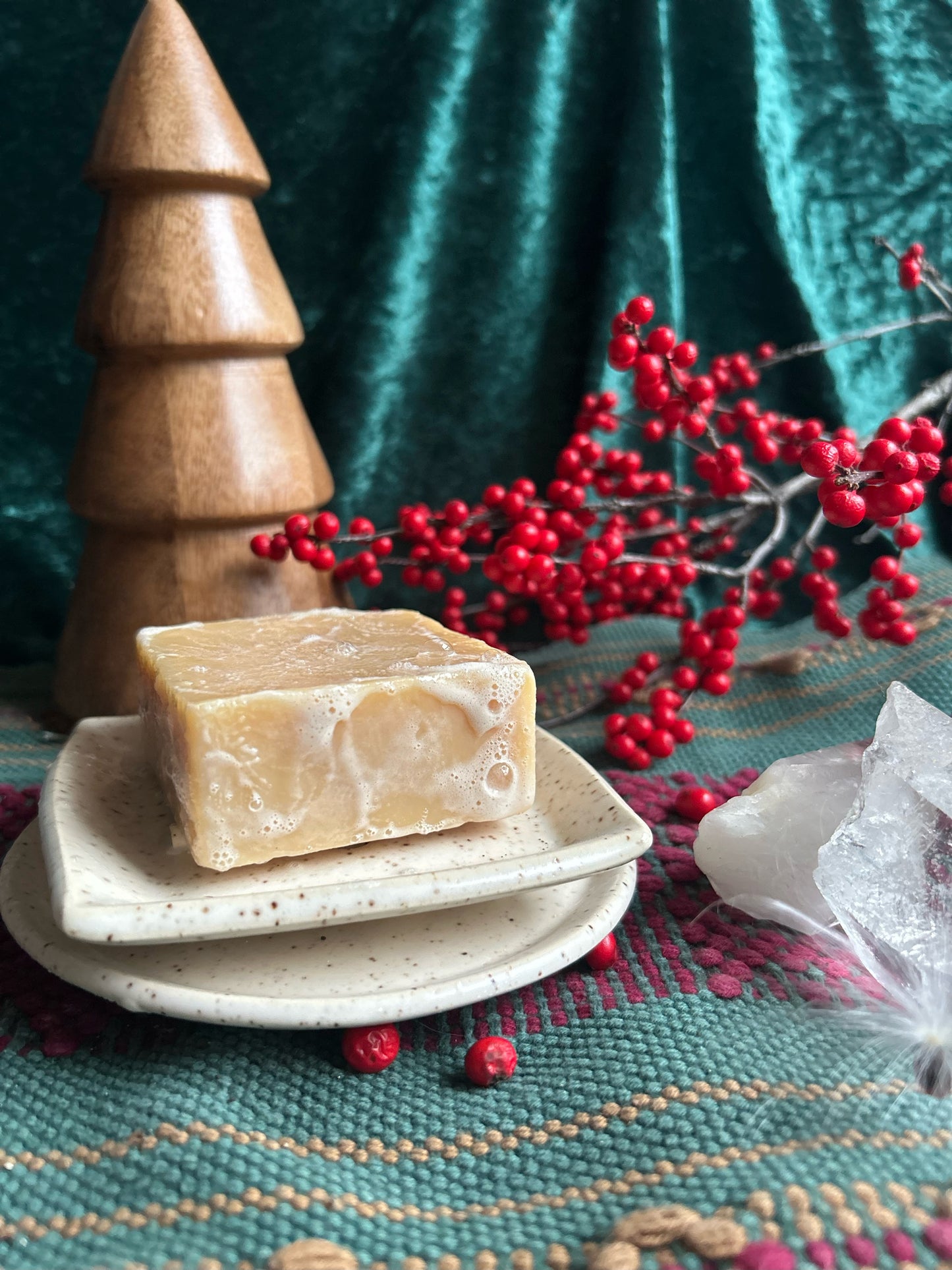 Two-Piece Ceramic Soap Dishes